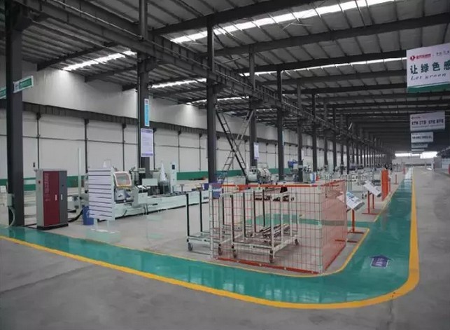 派克機(jī)器樣板工