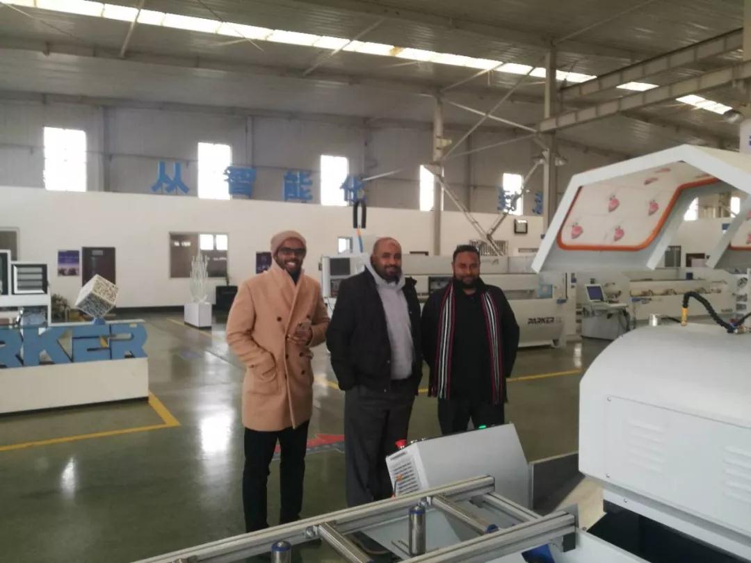 中空玻璃加工設(shè)備