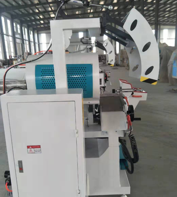 斷橋鋁門窗設備